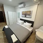 Πανσιόν Hanna Center 3*